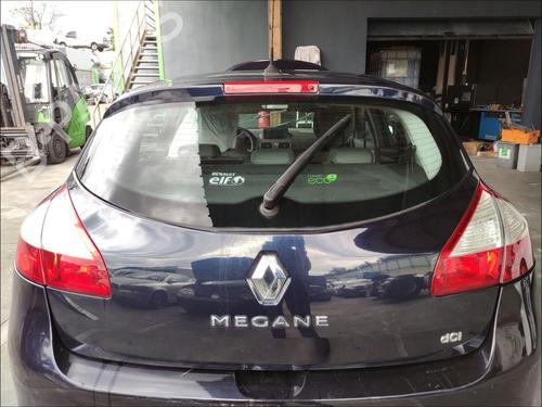 tailgate-renault-megane-iii-hatchback-bz01_-b3_-2008-33590786 main image