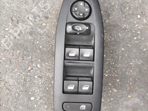 Used Left front window switch Left front window switch PEUGEOT 208 I (CA_, CC_) 1.6 HDi (92 hp) 36576995 36576995
