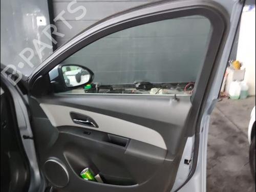 Used Front right window mechanism Front right window mechanism CHEVROLET CRUZE (J300) 1.8 (141 hp) 35907335 35907335