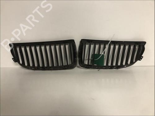 Used Grille Grille BMW 3 (E90) 320 d (163 hp) 34705285 34705285