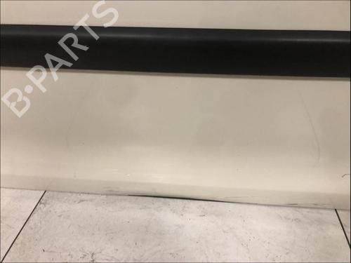 right-front-door-peugeot-1007-km_-2005-33583646 main image