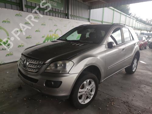Transmissão trás esquerda Transmissão trás esquerda MERCEDES-BENZ M-CLASS (W164) ML 280 CDI 4-matic (164.120) (190 hp) 35911015 35911015