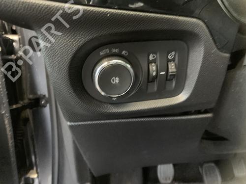 headlight-switch-opel-corsa-f-p2jo-2019-36578110 main image