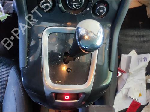Used Gear lever Gear lever PEUGEOT 5008 (0U_, 0E_) 1.6 HDi (114 hp) 33585934 33585934