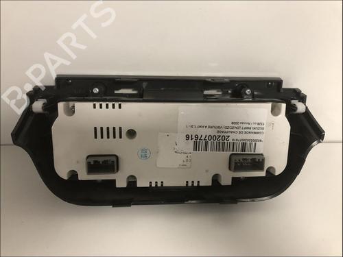 AC-Styringsenhed/Manøvreenhed AC-Styringsenhed/Manøvreenhed SUZUKI SWIFT III (MZ, EZ) 1.3 (RS413, ZC11S) (92 hp) 33579648 33579648