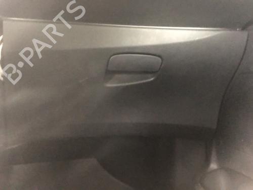 Used Glove box Glove box CITROËN C3 II (SC_) 1.4 HDi 70 (SC8HZC, SC8HR0, SC8HP4) (68 hp) 36581734 36581734