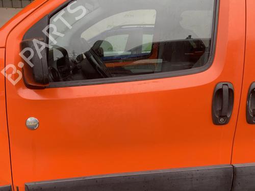 left-front-door-peugeot-bipper-tepee-2008-33598219 main image