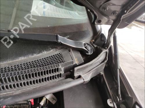 Used Front wiper motor Front wiper motor 33588189 33588189