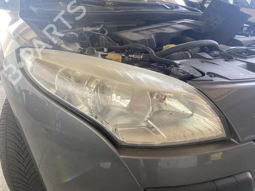 Used Right headlight Right headlight RENAULT MEGANE III Hatchback (BZ0/1_, B3_) 1.4 TCe (BZ0F, BZ1V) (131 hp) 36287503 36287503