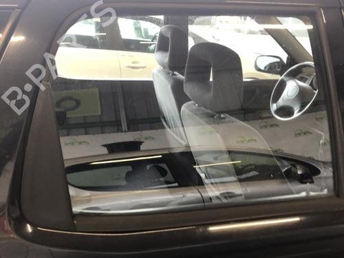 Used Rear right door window Rear right door window SUZUKI IGNIS I (FH) 1.3 (HV51, HX51, RG413) (83 hp) 36580375 36580375
