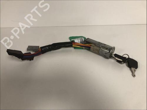 Used Ignition barrel Ignition barrel PEUGEOT 106 I (1A, 1C) 1.0 (50 hp) 33581859 33581859