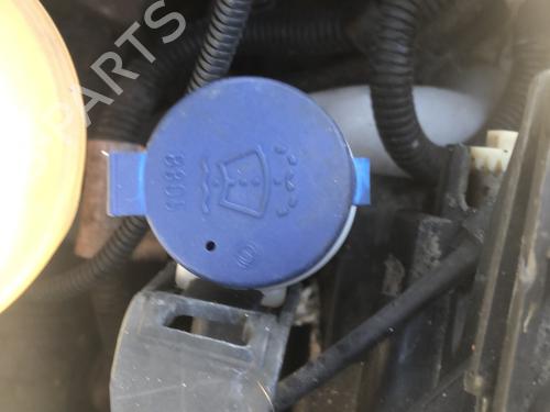 Used Windscreen washer tank Windscreen washer tank ALFA ROMEO MITO (955_) 1.3 MultiJet (955AXP1A, 955AYC1A) (95 hp) 33837327 33837327