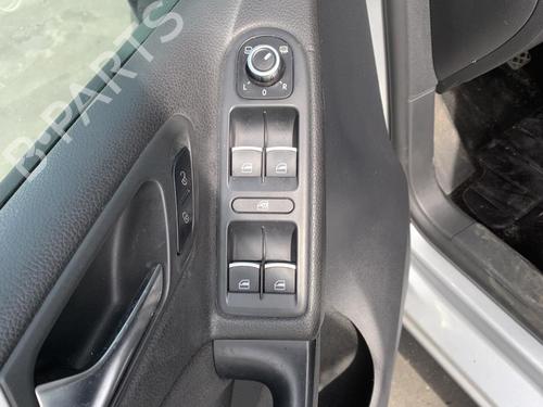 Used Left front window switch Left front window switch VW GOLF PLUS V (5M1, 521) [2004-2013] 36247730 36247730