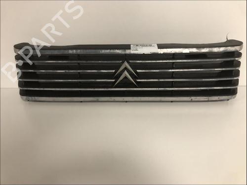 Used Grille Grille CITROËN VISA II Super X (64 hp) 33581871 33581871