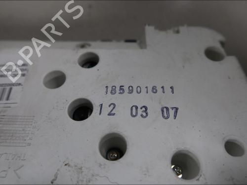 Used Instrument cluster Instrument cluster VOLVO C30 (533) 2.0 D (136 hp) 33574915 33574915