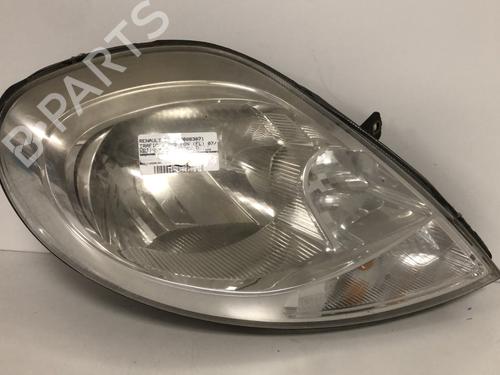 Right headlight RENAULT TRAFIC II Van (FL) 2.0 dCi 90 (FL0H, FL00, FL01, FL0M, FL0P, FL0S) | BP33587539C29 - Image 3