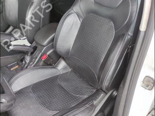 Sæde sæt Sæde sæt CITROËN C4 II (NC_) 1.6 HDi 90 (92 hp) 33585299 33585299
