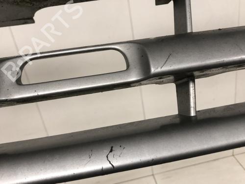 Grill Grill RENAULT MASTER III Van (FV) 2.3 dCi 125 FWD (FV0C, FV0D, FV0G, FV0H, FV0J, FV0K,... (125 hp) 33589652 33589652