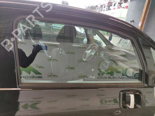 front-right-door-window-peugeot-1007-km_-2005-35911371 main image