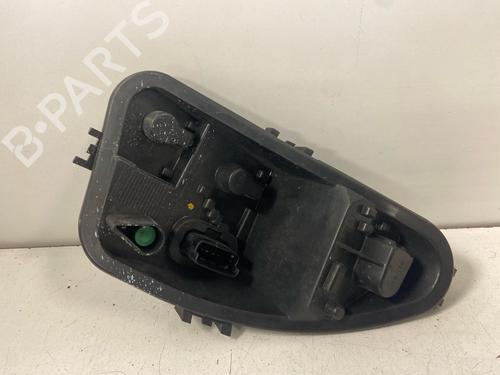 Lampeholder Lampeholder RENAULT CLIO III (BR0/1, CR0/1) 1.5 dCi (C/BR0G, C/BR1G) (68 hp) 37255439 37255439