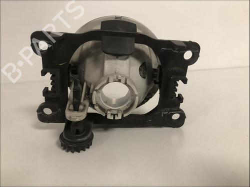 Used Right front fog light Right front fog light 33581629 33581629