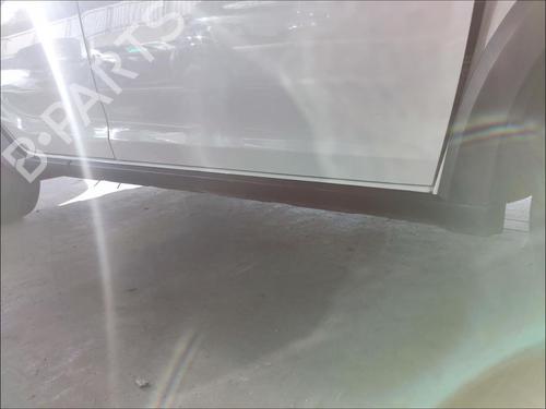 right-sideskirt-dacia-sandero-ii-2012-33587440 main image