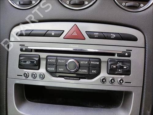 Used Radio Radio PEUGEOT 308 I (4A_, 4C_) 2.0 HDi (136 hp) 33574985 33574985