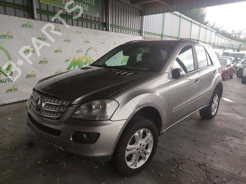 Used Right rear driveshaft Right rear driveshaft MERCEDES-BENZ M-CLASS (W164) ML 280 CDI 4-matic (164.120) (190 hp) 33593753 33593753