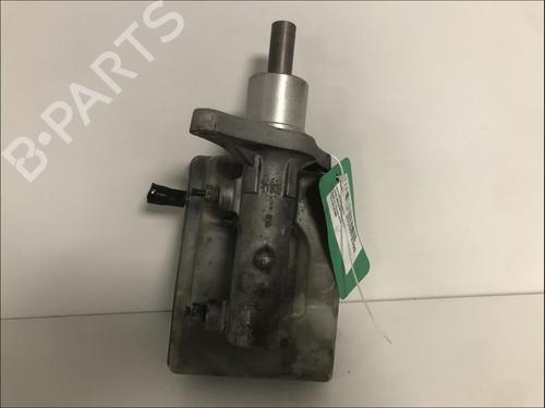 Brake master cylinder OPEL MOVANO B Van (X62) 2.3 CDTI FWD (FV) | BP33581131M77 - Image 2