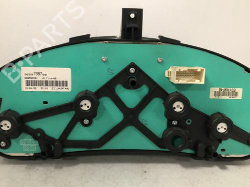 Used Instrument cluster Instrument cluster PEUGEOT 206 CC (2D) 1.6 HDi 110 (109 hp) 33837268 33837268