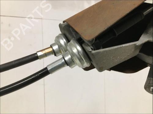 Used Gear lever Gear lever RENAULT TRAFIC II Van (FL) 2.0 dCi 90 (FL0H, FL00, FL01, FL0M, FL0P, FL0S) (90 hp) 34451180 34451180