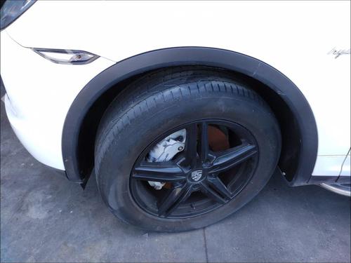 front-left-wheel-arch-trim-porsche-cayenne-92a-2010-2011-2012-2013-2014-2015-2016-2017-2018-33589892 main image