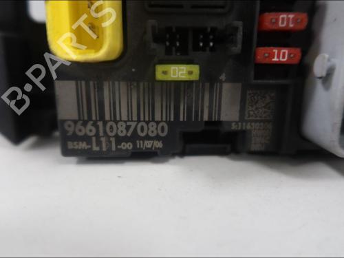 Used Fuse box Fuse box PEUGEOT 307 (3A/C) 1.6 HDi (90 hp) 35906240 35906240