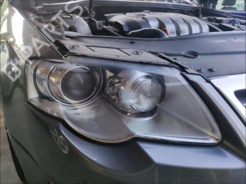 Used Right headlight Right headlight VW PASSAT B7 (362) 1.4 TSI (122 hp) 33584291 33584291