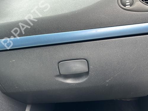 Handskerum Handskerum RENAULT CLIO III (BR0/1, CR0/1) 1.2 16V (BR0P, CR0P) (101 hp) 33657474 33657474