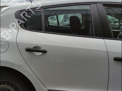 right-rear-door-renault-megane-iii-hatchback-bz01_-b3_-2008-33590334 main image