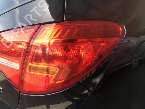 Used Right taillight Right taillight OPEL MERIVA B MPV (S10) 1.7 CDTI (75) (110 hp) 33990451 33990451