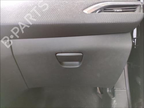 Used Glove box Glove box PEUGEOT 208 I (CA_, CC_) 1.2 THP 110 (110 hp) 36574928 36574928