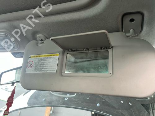 Used Right sun visor Right sun visor 36582095 36582095