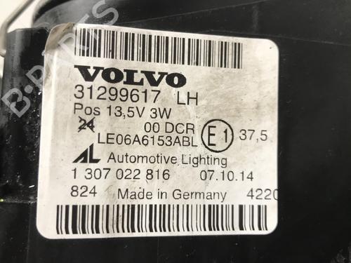 Used Left headlight Left headlight VOLVO V50 (545) 2.0 D (136 hp) 33590175 33590175