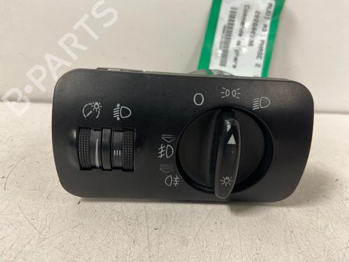 Used Headlight switch Headlight switch 39256418 39256418