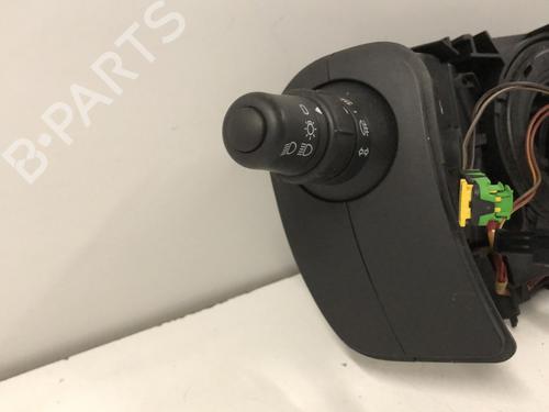 Used Steering column stalk Steering column stalk RENAULT MODUS / GRAND MODUS (F/JP0_) 1.5 dCi (FP0D, JP0D) (82 hp) 33597728 33597728