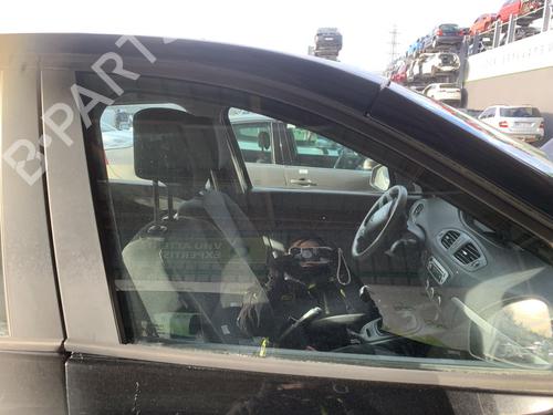 front-right-door-window-renault-scenic-iii-jz01_-2008-2009-2010-2011-2012-2013-2014-2015-2016-33596047 main image
