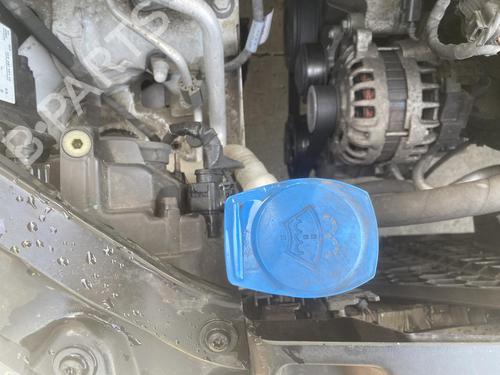 Used Windscreen washer tank Windscreen washer tank VW POLO V (6R1, 6C1) 1.0 (75 hp) 36247989 36247989