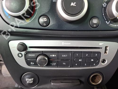 Bilradio Bilradio RENAULT MEGANE III Grandtour (KZ0/1) 1.6 dCi (KZ00, KZ12, KZ13) (130 hp) 34451339 34451339