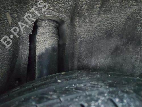 Used Right rear shock absorber Right rear shock absorber TOYOTA AURIS (_E18_) 1.2 (NRE185_, NRE185R) (116 hp) 35907731 35907731