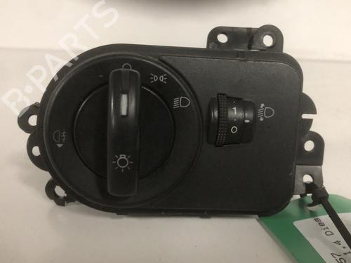 Interruttore luci Interruttore luci FORD FIESTA V (JH_, JD_) 1.4 TDCi (68 hp) 33599460 33599460