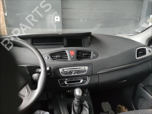 Used Dashboard Dashboard RENAULT SCÉNIC III (JZ0/1_) 1.5 dCi (110 hp) 33584737 33584737