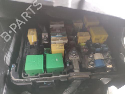 Used Fuse box Fuse box PEUGEOT 208 I (CA_, CC_) 1.4 HDi (68 hp) 33592213 33592213