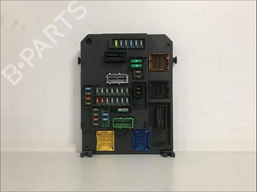 Used Fuse box Fuse box PEUGEOT 508 I (8D_) 1.6 BlueHDi 120 (120 hp) 33577105 33577105